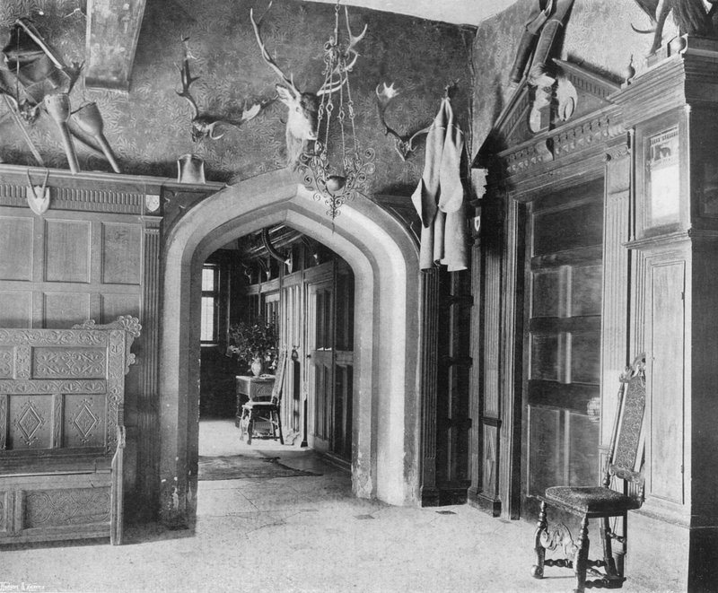 O Hall de Entrada Sul de Charles Latham