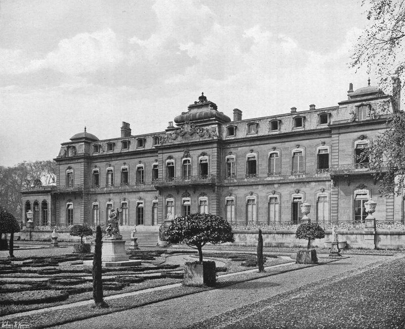 A fachada sul de Charles Latham