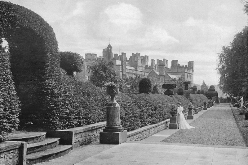The Western Terrace de Charles Latham