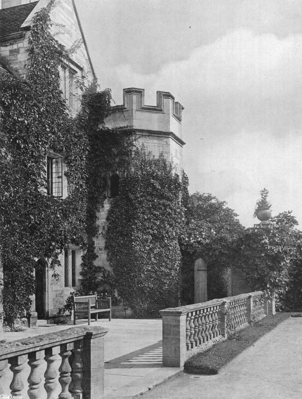 Para o jardim privado de Charles Latham