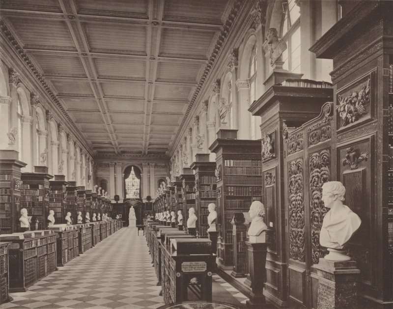Trinity College, Cambridge, a biblioteca de Charles Latham