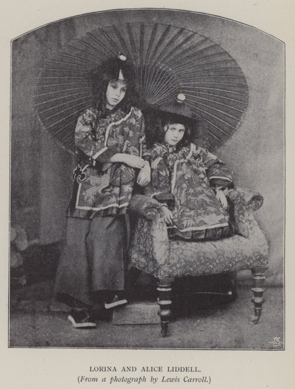 Lorina e Alice Liddell (foto a p/b) de Charles Lutwidge Dodgson