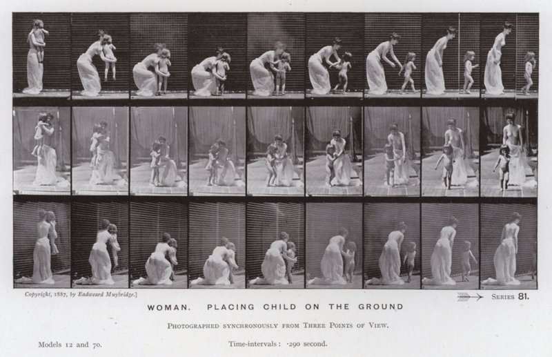 A Figura Humana em Movimento: Mulher, colocando a criança no chão (foto a p/b) de Eadweard Muybridge
