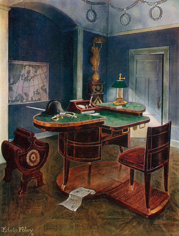 Escritório no país e escritório em Boite de Napoleão, o primeiro, Chateau de la Malmaison, França de Edwin John Foley