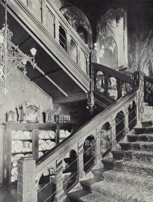 Kensington, Holland House, escadaria principal, c 1607 de English Photographer