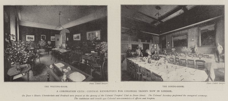 Um clube de coroação, ponto de encontro central para as tropas coloniais agora em Londres de English Photographer