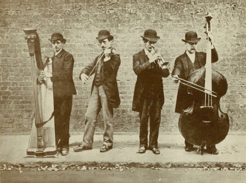 Um, grupo, de, rua, músicos de English Photographer