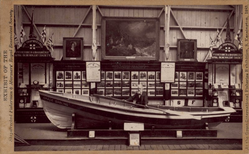 Um modelo do barco Grace Darling de English Photographer