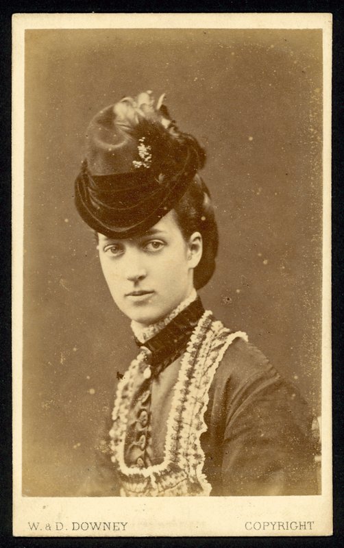 Alexandra, princesa de Gales de English Photographer