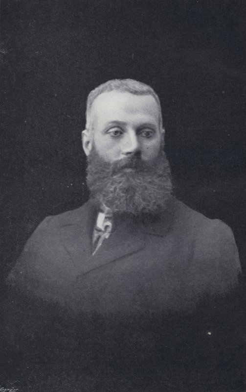 Armando Palacio Valdés, de Madrid (foto a p/b) de English Photographer