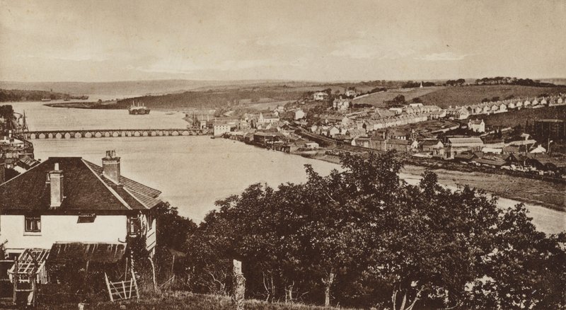 Bideford de Upcott, Looking North (foto a p/b) de English Photographer