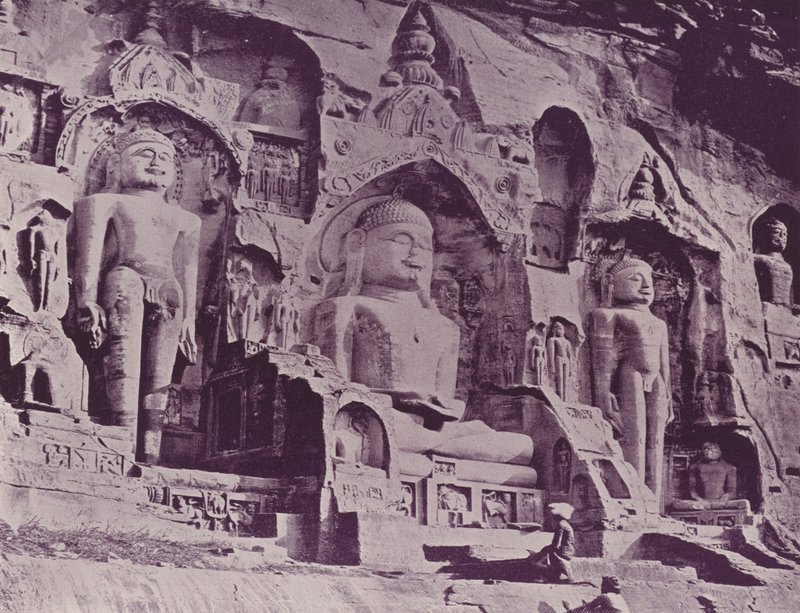 Figuras Budistas, O Vale Feliz, Gwalior de English Photographer