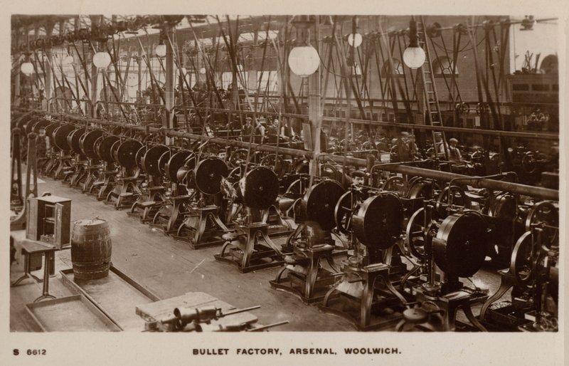 Fábrica de balas, Arsenal, Woolwich (foto a p/b) de English Photographer