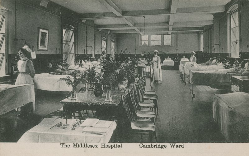 Divisão de Cambridge, The Middlesex Hospital, Londres. Postal enviado em 16 de agosto de 1913. de English Photographer