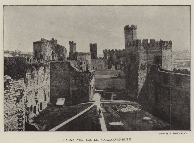 Carnarvon Castle, Carnarvonshire de English Photographer