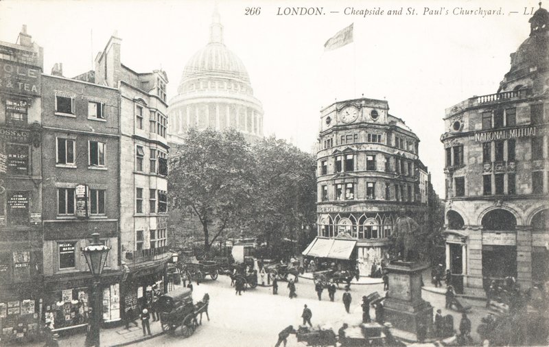 Cheapside e St Pauls Churchyard de English Photographer