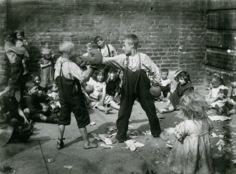 Pobreza infantil, Londres de English Photographer