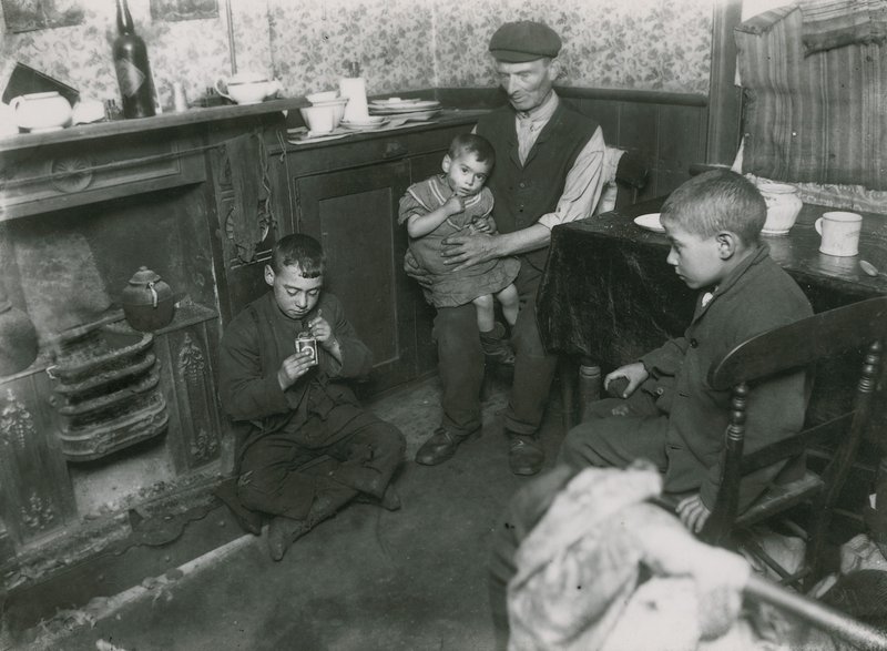 Pobreza infantil, Londres de English Photographer