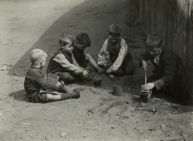 Pobreza infantil, Londres de English Photographer
