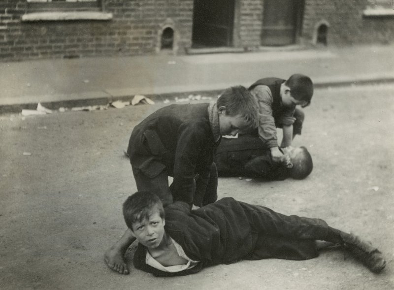 Pobreza infantil, Londres de English Photographer