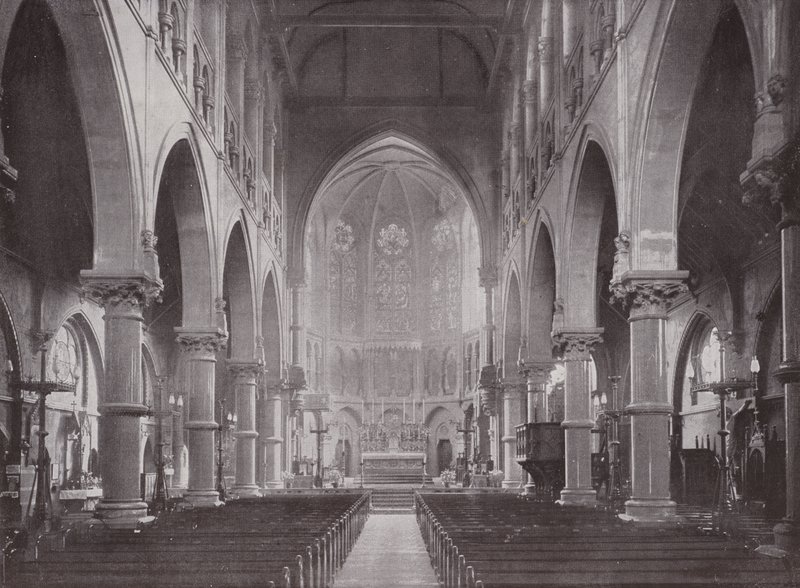 Igreja de Nossa Senhora das Vitórias, Kensington de English Photographer