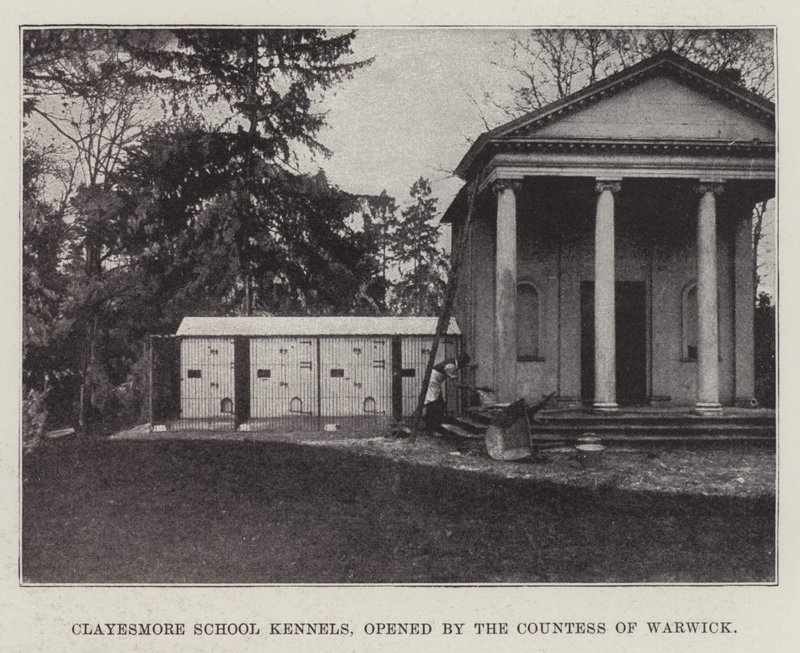 Clayesmore School, Kennels, inaugurado pela condessa de Warwick de English Photographer