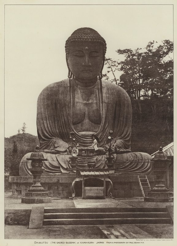 Daibutsu, O Buda Sagrado, em Kamakura, Japão (foto a p/b) de English Photographer
