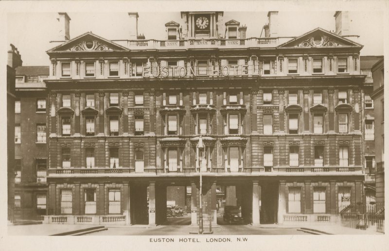 Euston Hotel, Londres de English Photographer