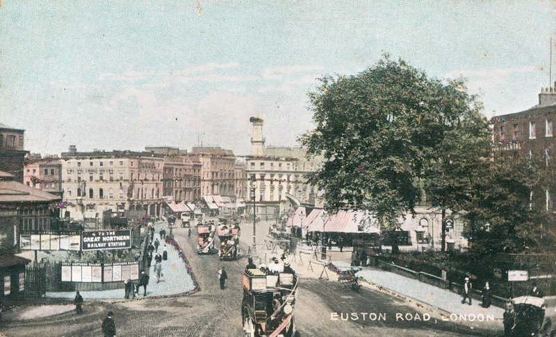 Euston Road, em Londres de English Photographer