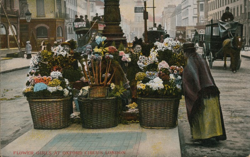 Meninas de flor em Oxford Circus, Londres de English Photographer