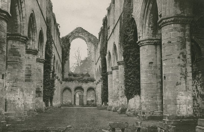 Abadia de fontes, Nave, olhando para o oeste de English Photographer