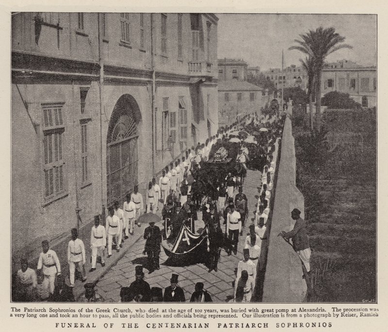 Funeral do Patriarca Centenário Sophronios de English Photographer