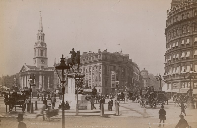 Vista geral de Charing Cross de English Photographer