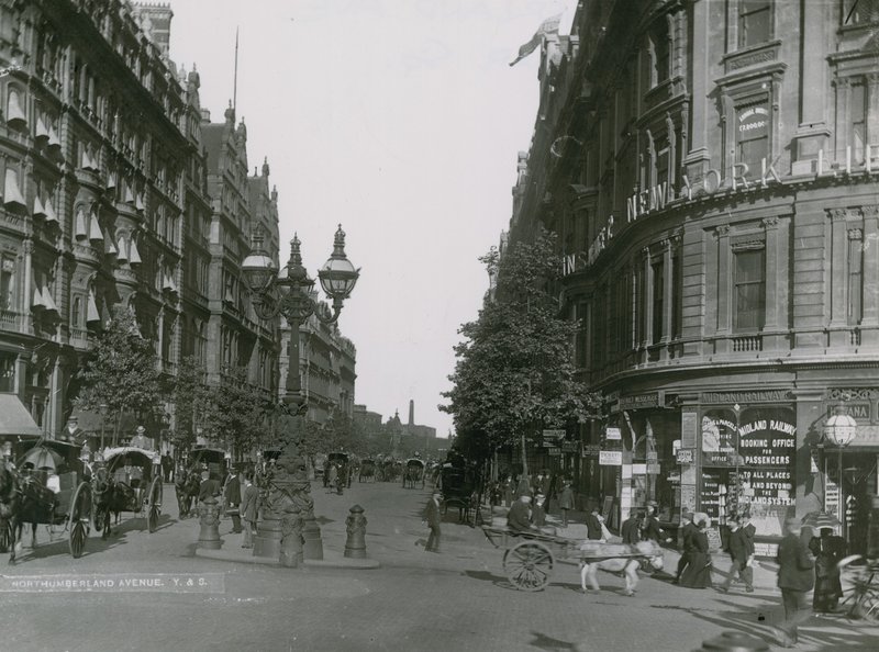 Vista geral da Northumberland Avenue de English Photographer