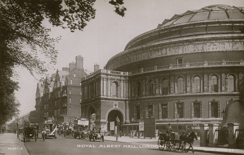 Vista geral do Royal Albert Hall de English Photographer