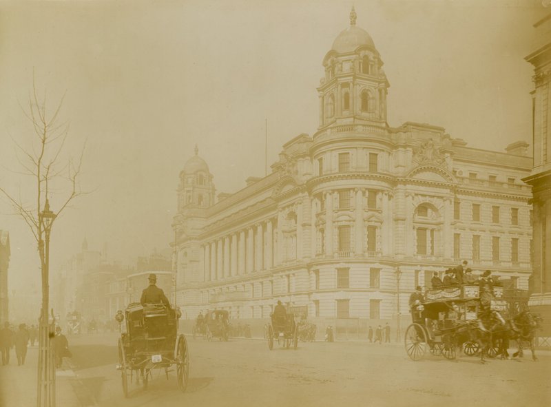 Visão geral do novo Escritório de Guerra em Whitehall de English Photographer