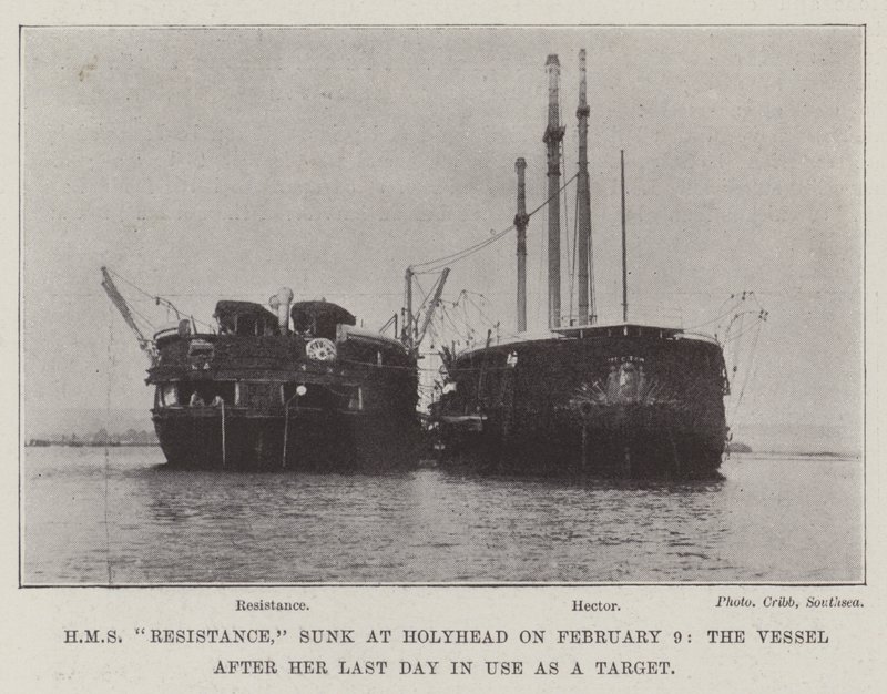 HMS Resistance, afundado em Holyhead em 9 de fevereiro, o navio após seu último dia em uso como alvo de English Photographer