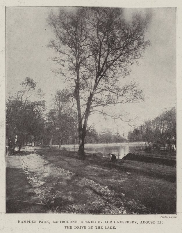 Hampden Park, Eastbourne, inaugurado por Lord Rosebery, em 12 de agosto, na Drive by the Lake de English Photographer