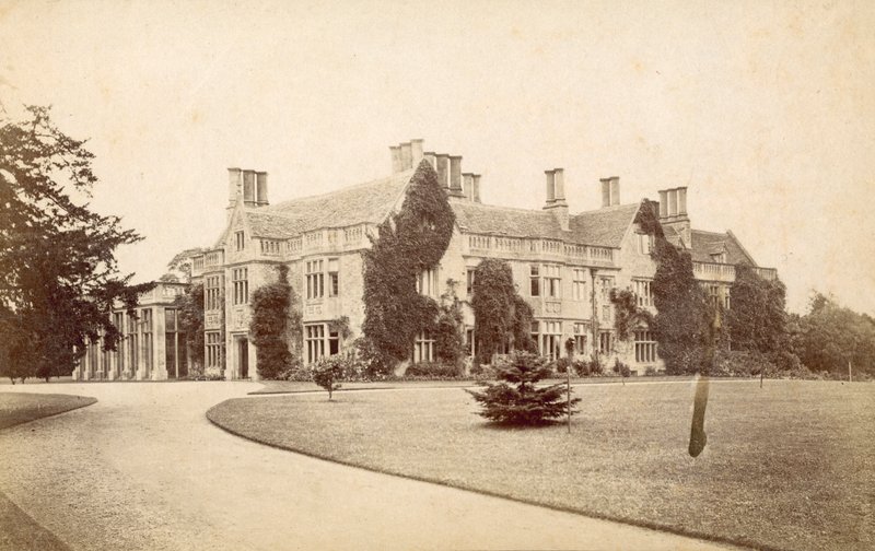 Hannington Hall, Wilts (foto a p/b) de English Photographer