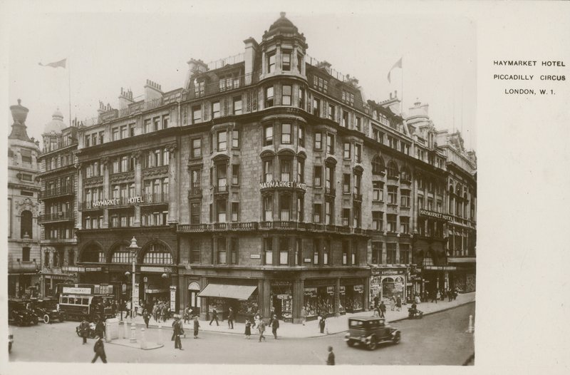 Haymarket Hotel, Piccadilly Circus, Londres de English Photographer