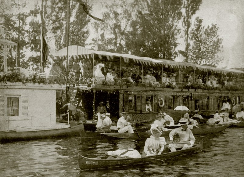 Casa-Barcos em Henley (foto a p/b) de English Photographer
