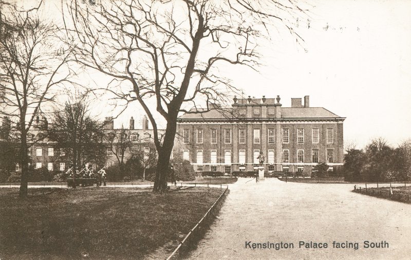 Palácio de Kensington em frente ao sul de English Photographer