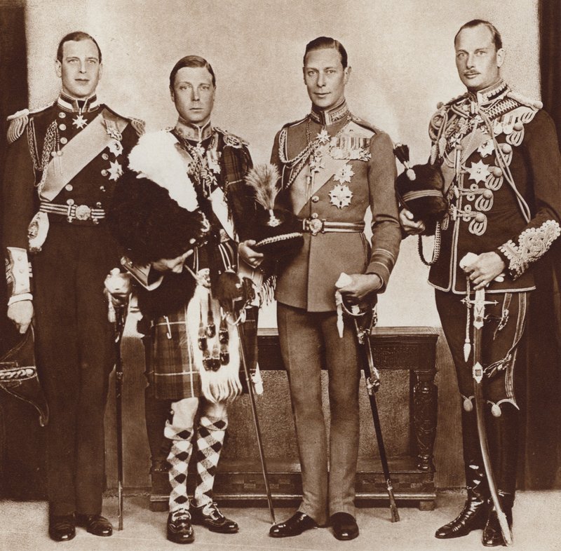 O Rei Eduardo VIII (segundo à esquerda) e os seus irmãos (fotografia a preto e branco) de English Photographer