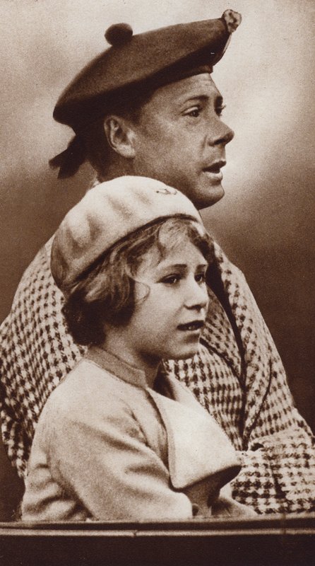 O Rei Eduardo VIII e a sua sobrinha, a futura Rainha Isabel II (fotografia a preto e branco) de English Photographer