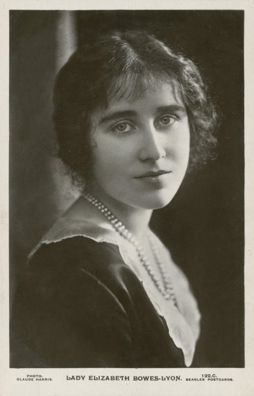 Lady Elizabeth Bowes-Lyon (foto a p/b) de English Photographer