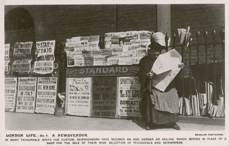 London Life, um Newsvendor de English Photographer