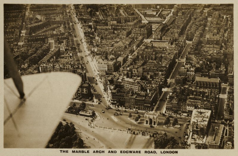 Marble Arch, Edgware Road, Londres, foto aérea (foto p/b) de English Photographer
