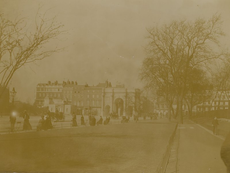 Arco de mármore, Hyde Park, Londres de English Photographer