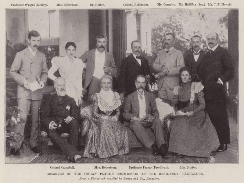 Membros da Comissão de Peste Indígena na Residência, Bangalore de English Photographer
