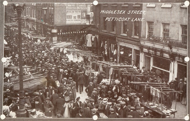 Middlesex Street na pista Petticoat de English Photographer